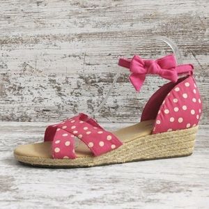 Like New Pink Cream Polka Dot Sandal